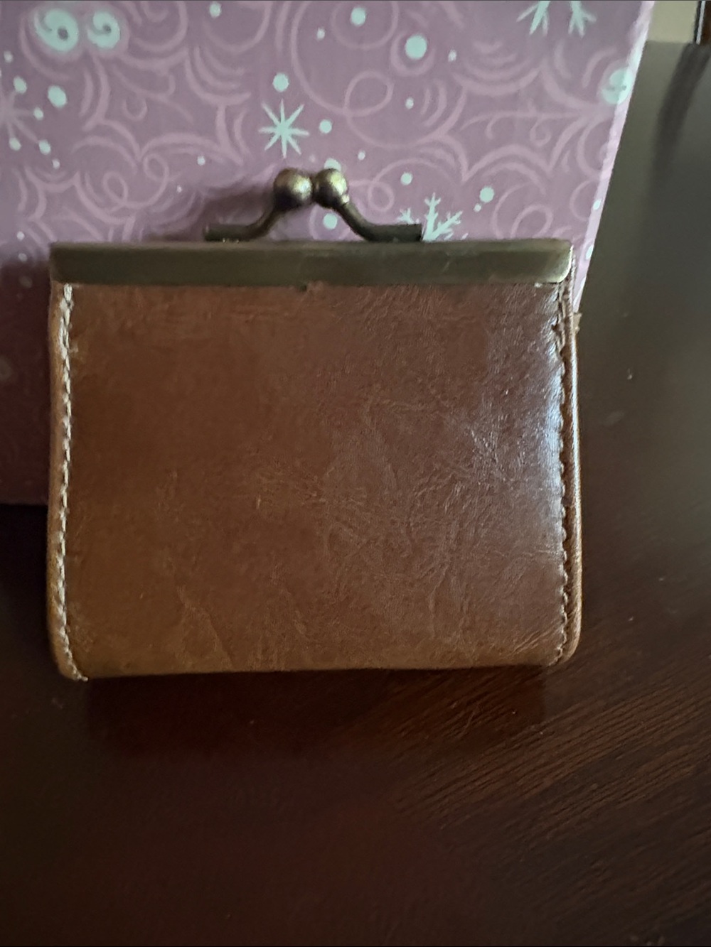 Source Unknown Brown Leather Kiss-Lock Coin Purse